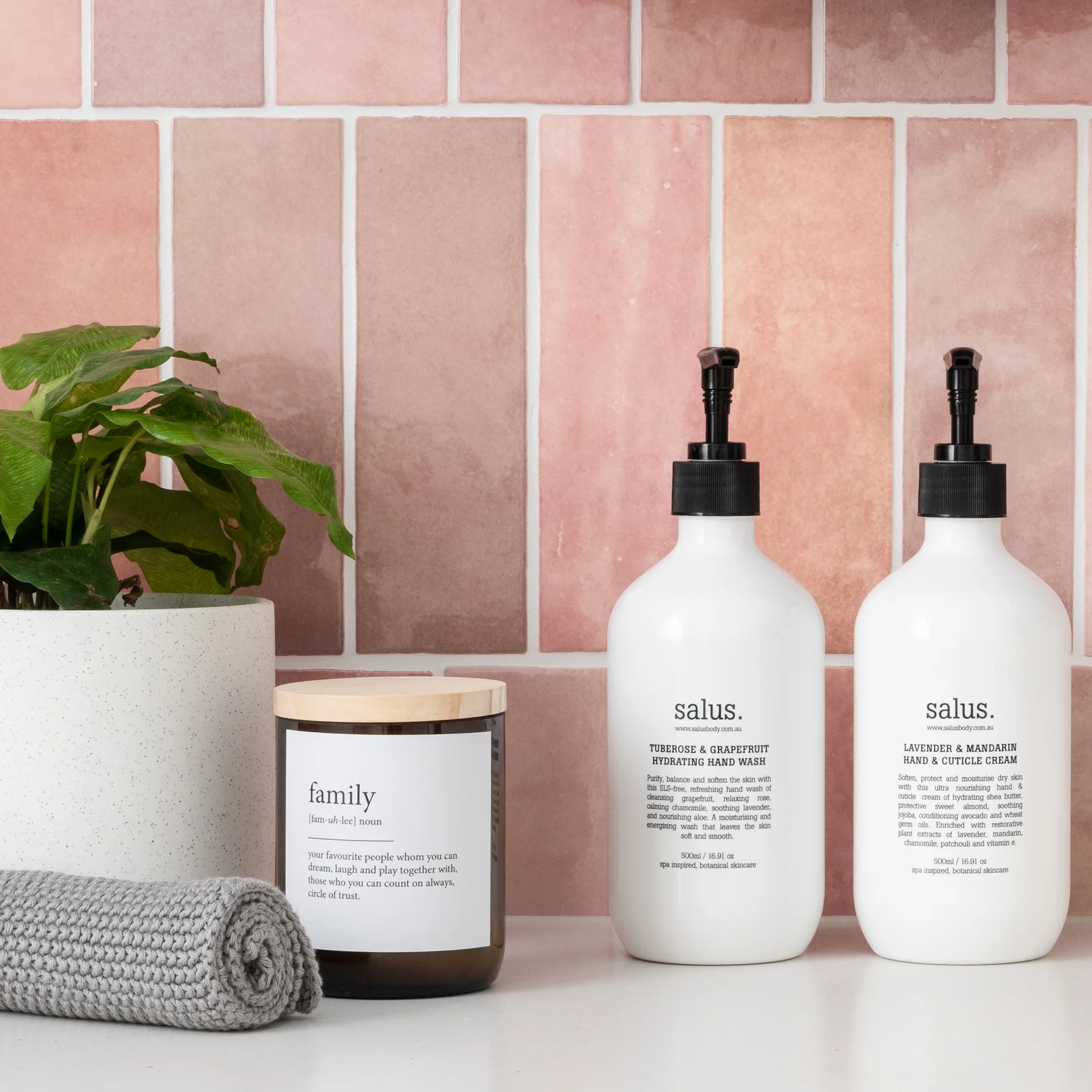 Tuberose + Grapefruit Hydrating Hand Wash 500ml - Image 3