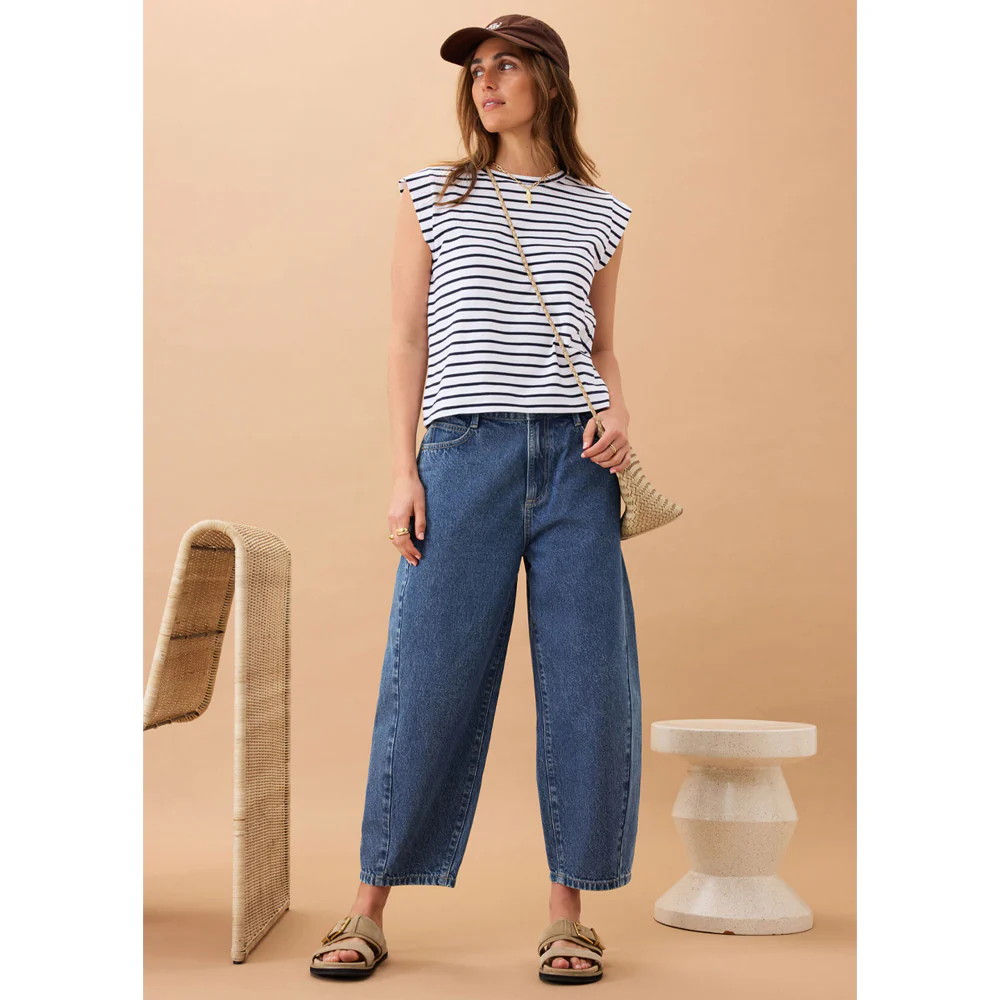 Maggie Tapered Barrel Jean - Fresh Indigo - Image 5